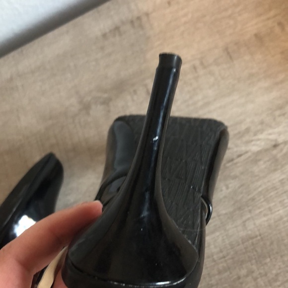 Ann Taylor black patent heels size 8 EUC - Picture 9 of 11